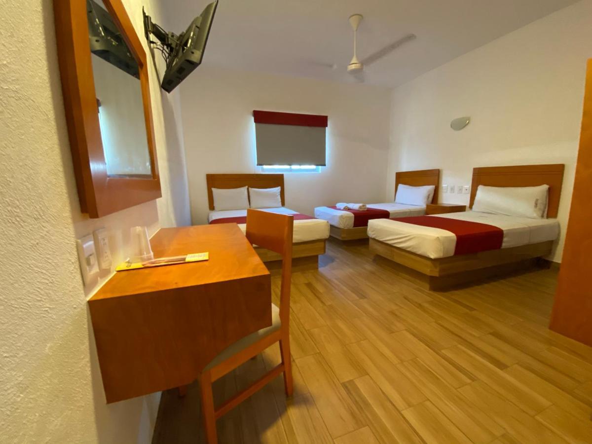 Hotel Lb Манзанило Екстериор снимка