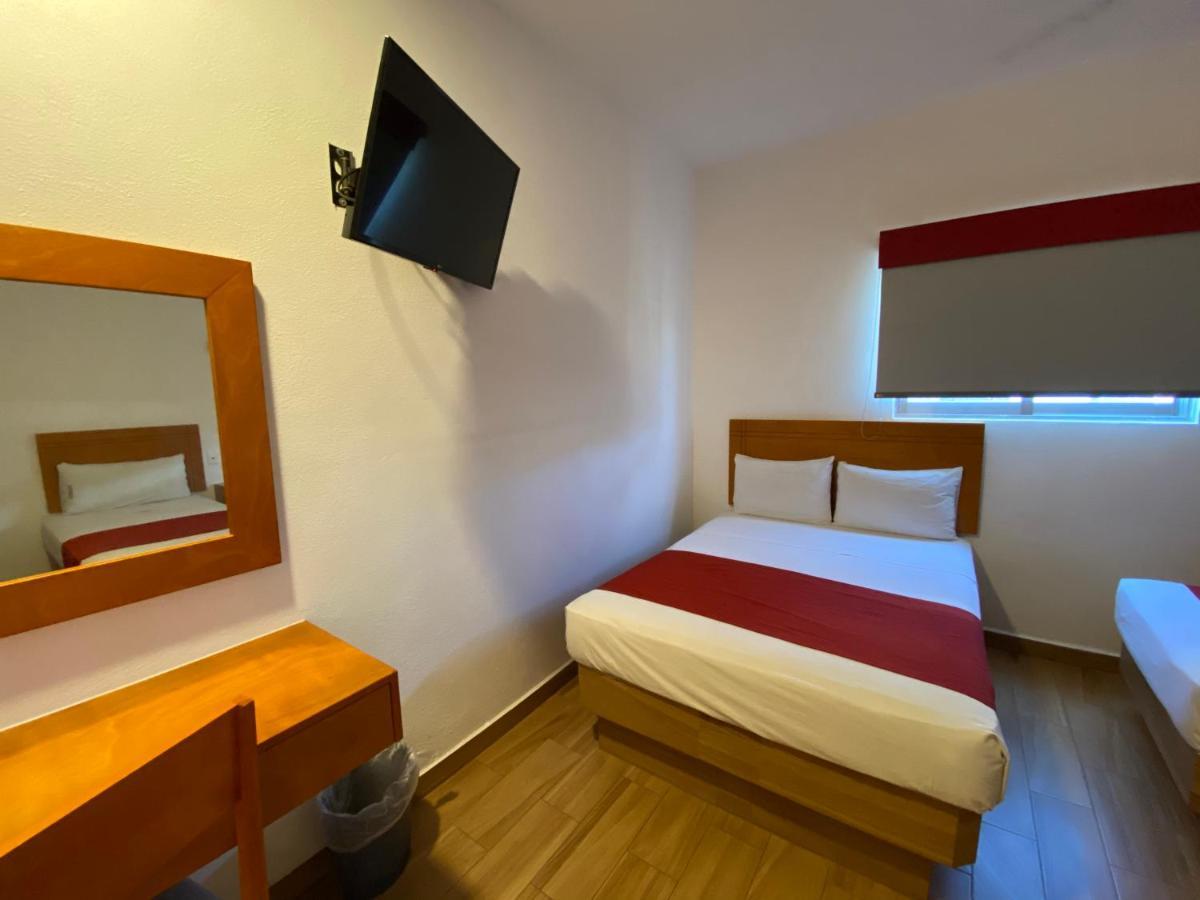 Hotel Lb Манзанило Екстериор снимка