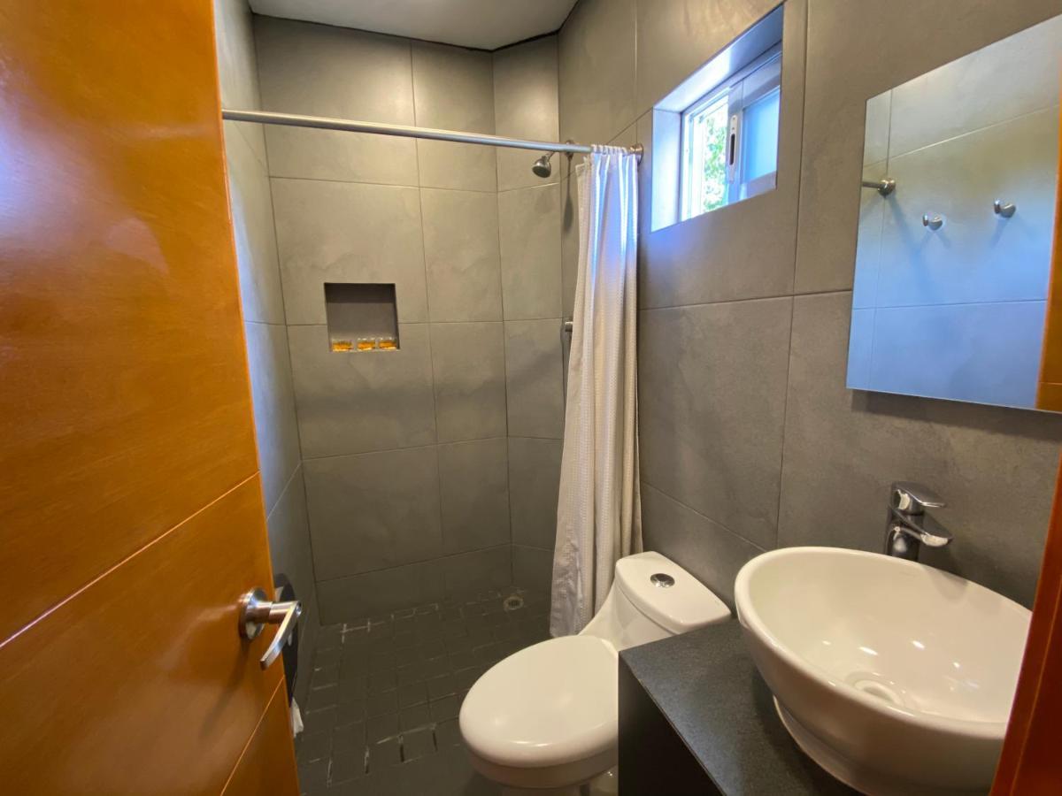 Hotel Lb Манзанило Екстериор снимка