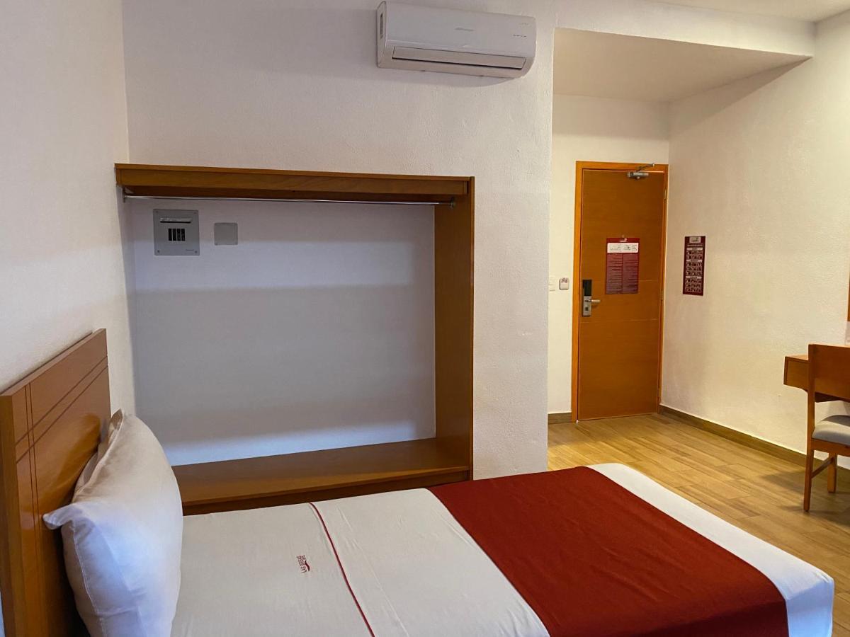 Hotel Lb Манзанило Екстериор снимка